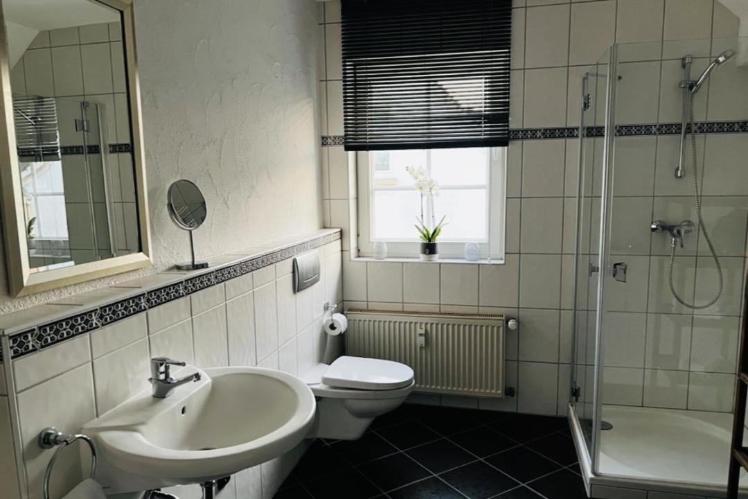 Modernes Ferienhaus Sauerblick Langsur Bagian luar foto